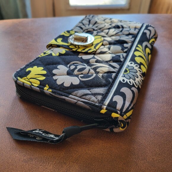 Vera Bradley Baroque Black Yellow Gray Turn Lock Quilted Zip Around Wallet - Picture 3 of 12